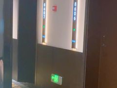 -万泊酒店(长沙五一广场国金中心店)