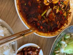 -杨三孃跷脚牛肉(中粮鸿云悦街店)