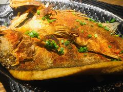 -蜜桃餐厅·伴山(湖滨商业街店)