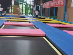 -重庆际华园室内极限运动中心