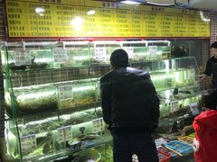 -覃记海鲜美食餐厅