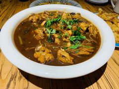 小鸡炖蘑菇-關東雪东北菜(中庚漫游城店)