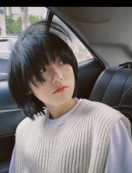 -变画·发型STUDIO