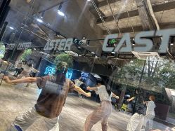 -CASTER跳舞俱乐部