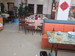 -壹阁胡羊焖饼(特色小吃街店)