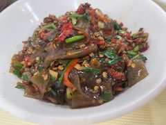 酸菜炒粉皮-笨罗卜浏阳菜馆(龙华鹏润达店)
