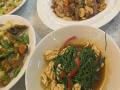 -汗腾格里·风味餐厅(新疆驻京办店)