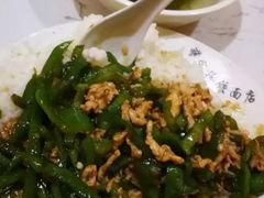 青椒肉丝盖浇饭-蒋家桥饺面店(四望亭路店)