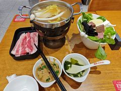 -呷哺呷哺 黄金牧场 (新中关购物中心店)