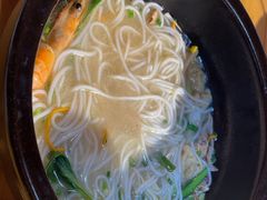-勺子米线·云南传统小吃市集(四方街店)