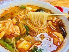 -二钢串叔麻辣烫(华龙大厦店)