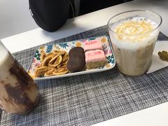 -团子家猫咪猫咖馆·柯基·柯尔鸭