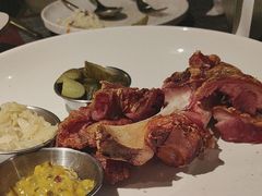 -MONICH牛排融合餐厅(和义大道购物中心店)