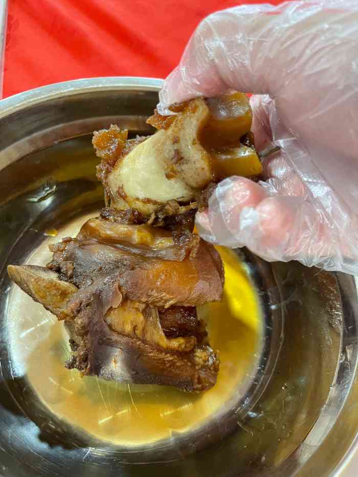 伟记牛蹄(道滘店)-"地方有点偏偏,每次来牛蹄必点,大到没朋友.