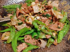 -费大厨辣椒炒肉(高铁吾悦广场店)
