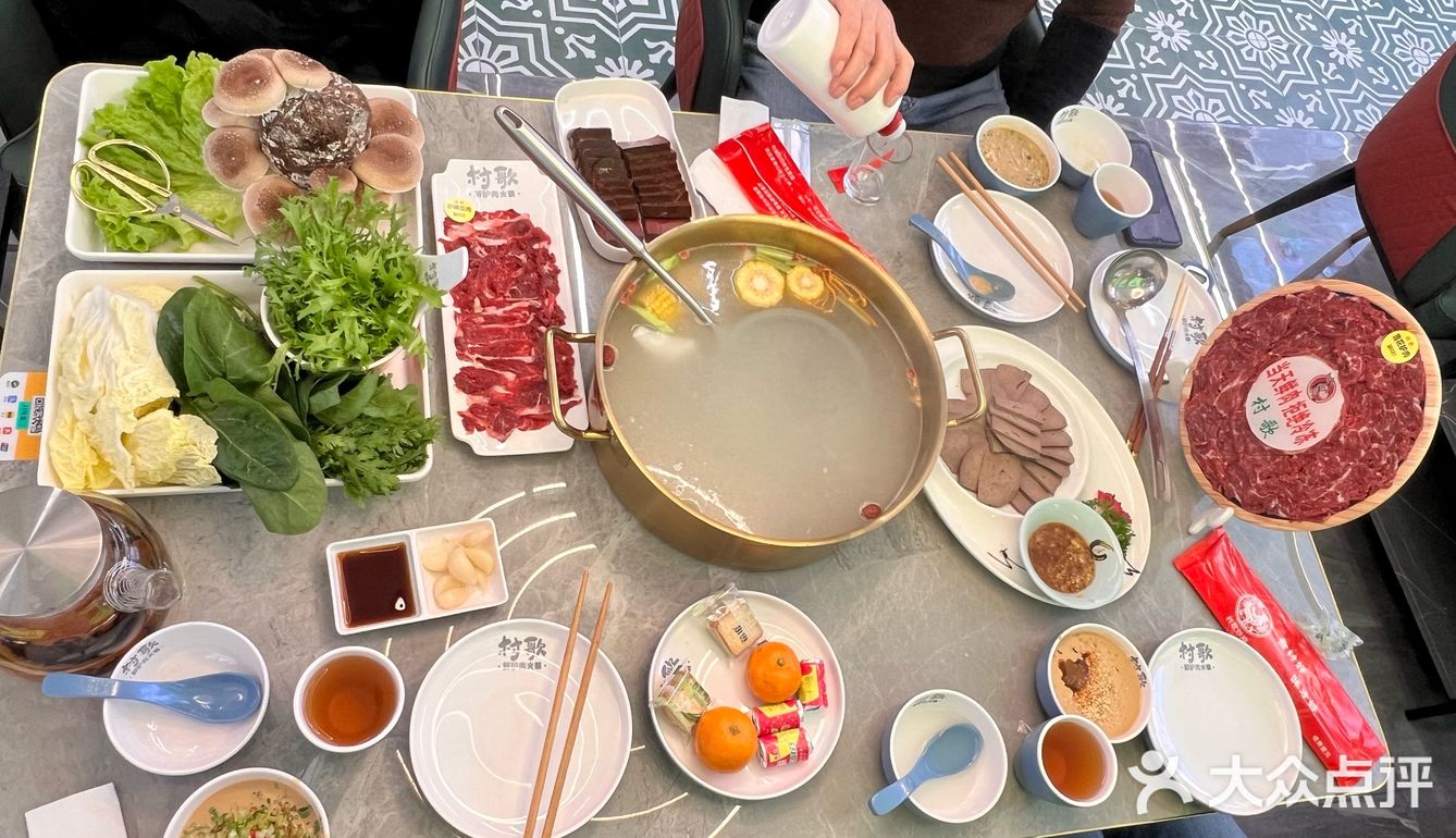岛城第一家驴肉火锅上线啦[加油]