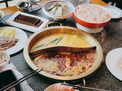 -小天鹅火锅·一线江景洪鼎旗舰店(洪崖洞店)