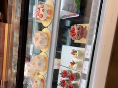 -花花卷卷·鲜食蛋糕(静安久光百货店)
