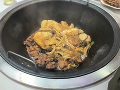 -鲁员外地锅鸡地锅鱼(古墩路店)