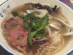 -美奈小馆·越南料理(中航城君尚购物中心店)