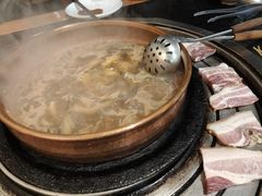 -阿山卓·野生菌火锅·纳西火塘烤肉