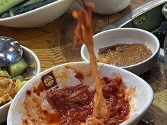 -喇喇排骨火锅·传统韩式脊骨汤(望京西园总店)