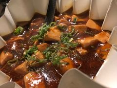 -穹六人间 people 6(岳阳路店)