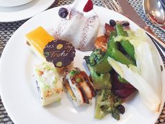 -南湖名都·景湖轩全日制餐厅·海鲜自助·东南亚风味·临湖而食