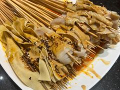 -明何记涮牛肚(品牌首店隋唐植物园南门古城路店)