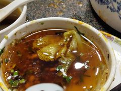 -小天鹅火锅·一线江景洪鼎旗舰店(洪崖洞店)