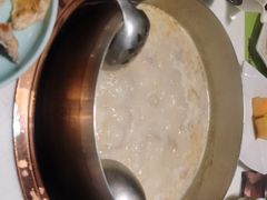 -洪氏嗨捞·猪肚鸡火锅(阳光天地店)