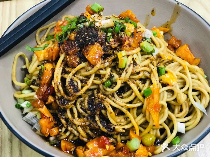 襄阳来了·热干面·牛肉面热干面图片