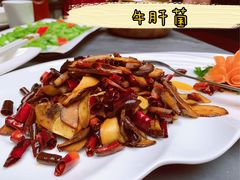 -蔼若春.传承三十年云南菜(金碧公园店)