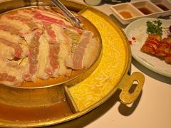 芝士锅底-猪啊牛呀羊啊铜盘烤肉(正大广场店)