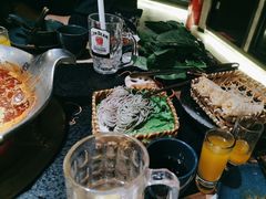 -湊湊火锅·茶憩(上海合生汇店)