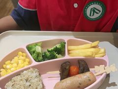 -西语炭烧牛排·西厨(石龙店)