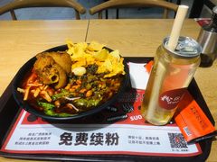 -粉探营螺蛳粉(长宁龙之梦店)