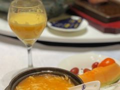 -红鼎豆捞·非遗鲍皇汤火锅(宝丰路店)