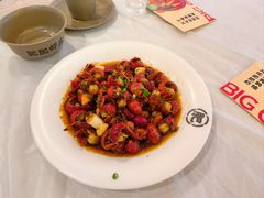 -肥肥虾庄·金牌油焖大虾(首义路店)