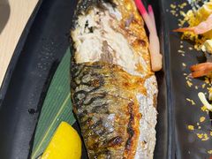 -万岁料理回转寿司(华贸店)