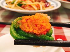 蟹黄墨鱼饼-龙桥私厨·姜花菊花过桥鱼·顺德菜(容桂店)