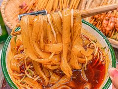 -咏勝锑锅麻辣烫(净居寺路总店)