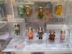 -泡泡玛特POPMART(蓝色港湾店)