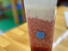 山楂草莓酸奶-兰熊鲜奶(昌平悦荟店)