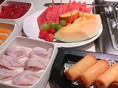 -海底捞火锅鲜切牛肉主题店(长寿路店)
