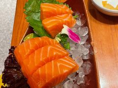 挪威厚切三文鱼腩刺身-摩打食堂(佳兆业店)