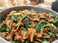 干锅带皮牛肉-香缇小院私房菜(盐务街店)