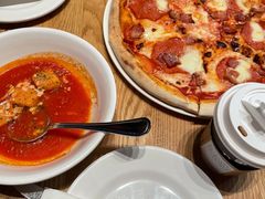 -城市大道红炉披萨烘焙坊