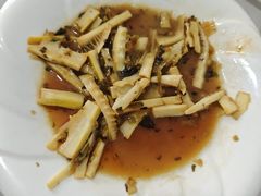 -天乐农家鱼头王(天目湖店)