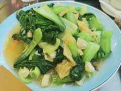 -侯七公叫花鸡·猪蹄·手擀面